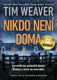 Lapena, Weaver, Lukášková. 5 novinek, které by vám neměly utéct