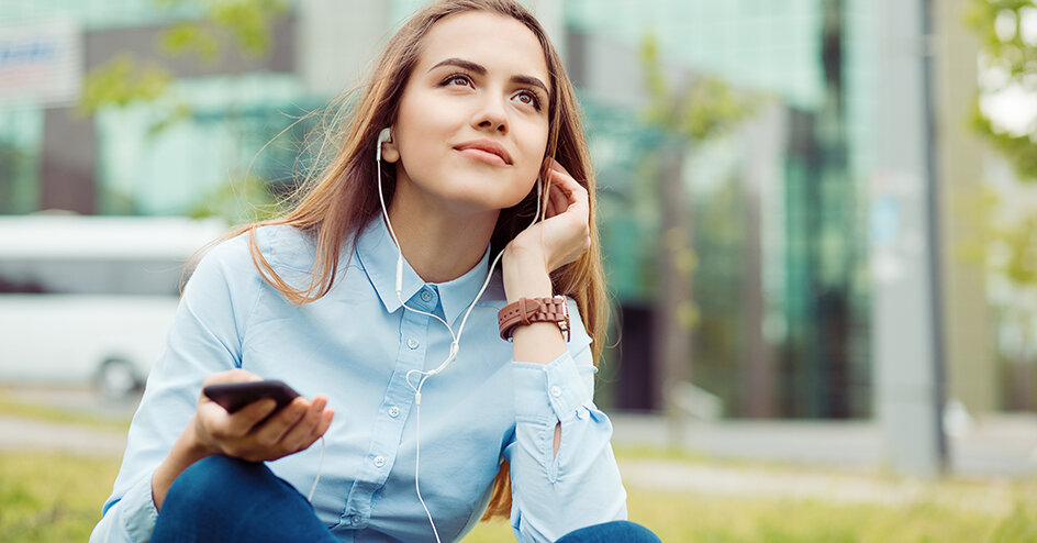 5 držitelů prestižního ocenění Audiokniha roku