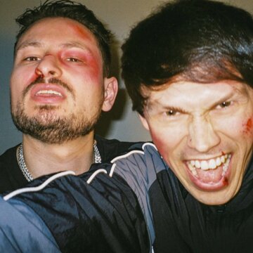 Obálka uvítací melodie Strike A Poser