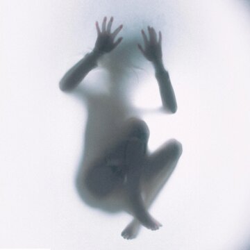 Obálka uvítací melodie Young As This