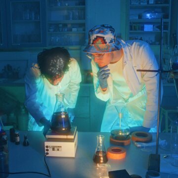 Obálka uvítací melodie Experiment