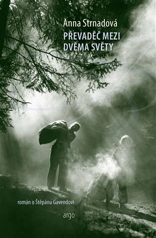 Obálka knihy Převaděč mezi dvěma světy