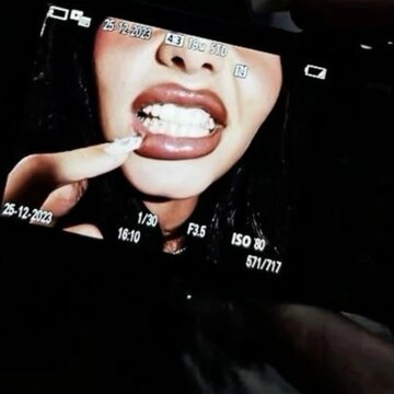 Obálka uvítací melodie Bad Bitch