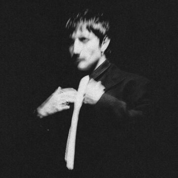 Obálka uvítací melodie love is a knife