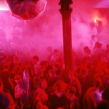 Obálka uvítací melodie Embrace