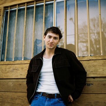 Obálka uvítací melodie Take Your Place