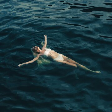 Obálka uvítací melodie COSITA LINDA