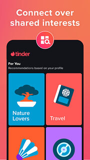 Snímek obrazovky aplikace Tinder