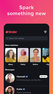 Snímek obrazovky aplikace Tinder