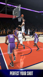 Snímek obrazovky aplikace NBA NOW Mobile Basketball Game